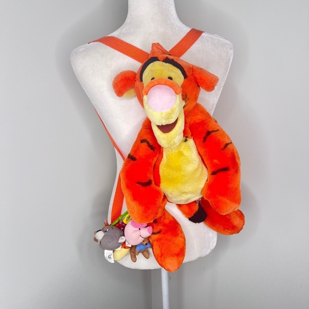 Vintage Walt Disney World 90s Tigger Plush Backpack with Keychains